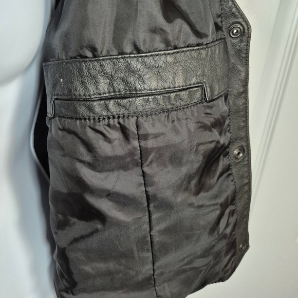 Hudson Leather black snap moto vest womens size XL - Picture 6 of 7